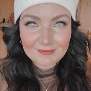 Meet your Posher, Marcie